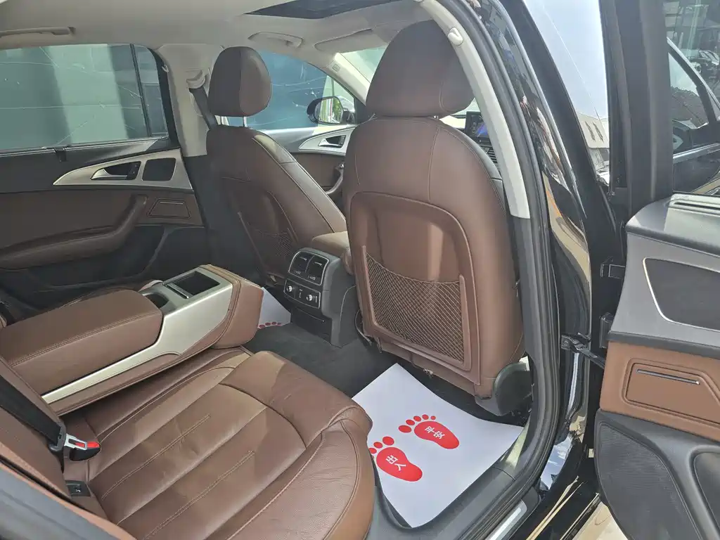 Audi A6L 30th Anniversary Model Year 35 TFSI Fashion Type, фото 12