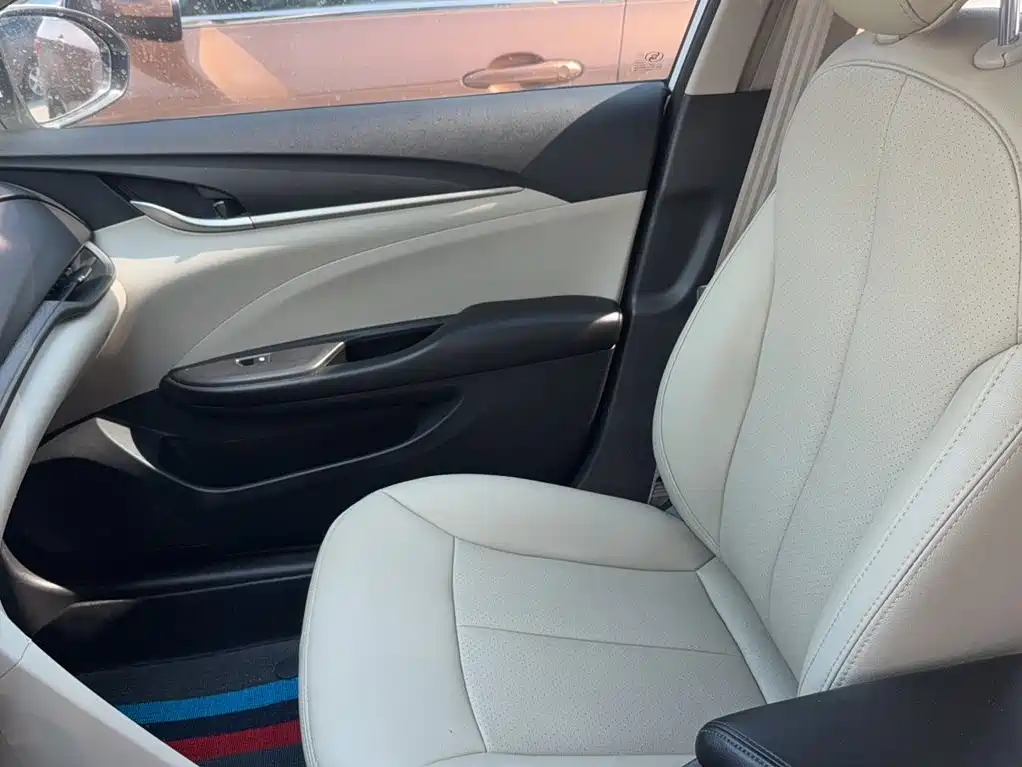 Buick Excelle — миниатюра 15