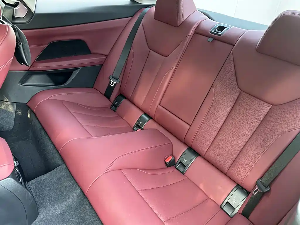 BMW 4 Series — миниатюра 4