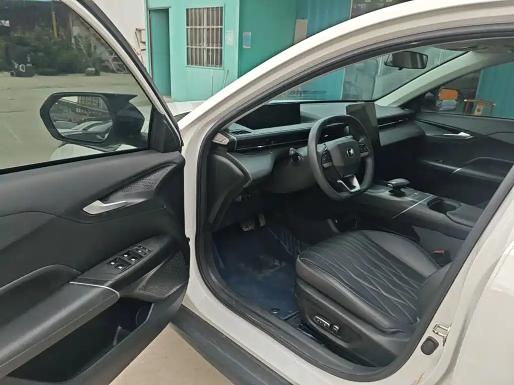 Changan Eado — миниатюра 16