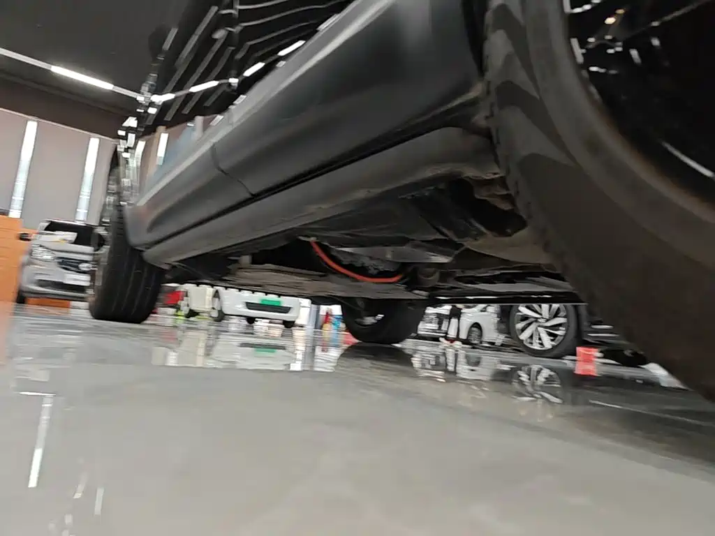 Land Rover Sport PHEV — миниатюра 22
