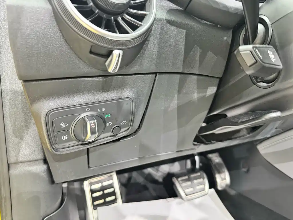Audi TT — миниатюра 14