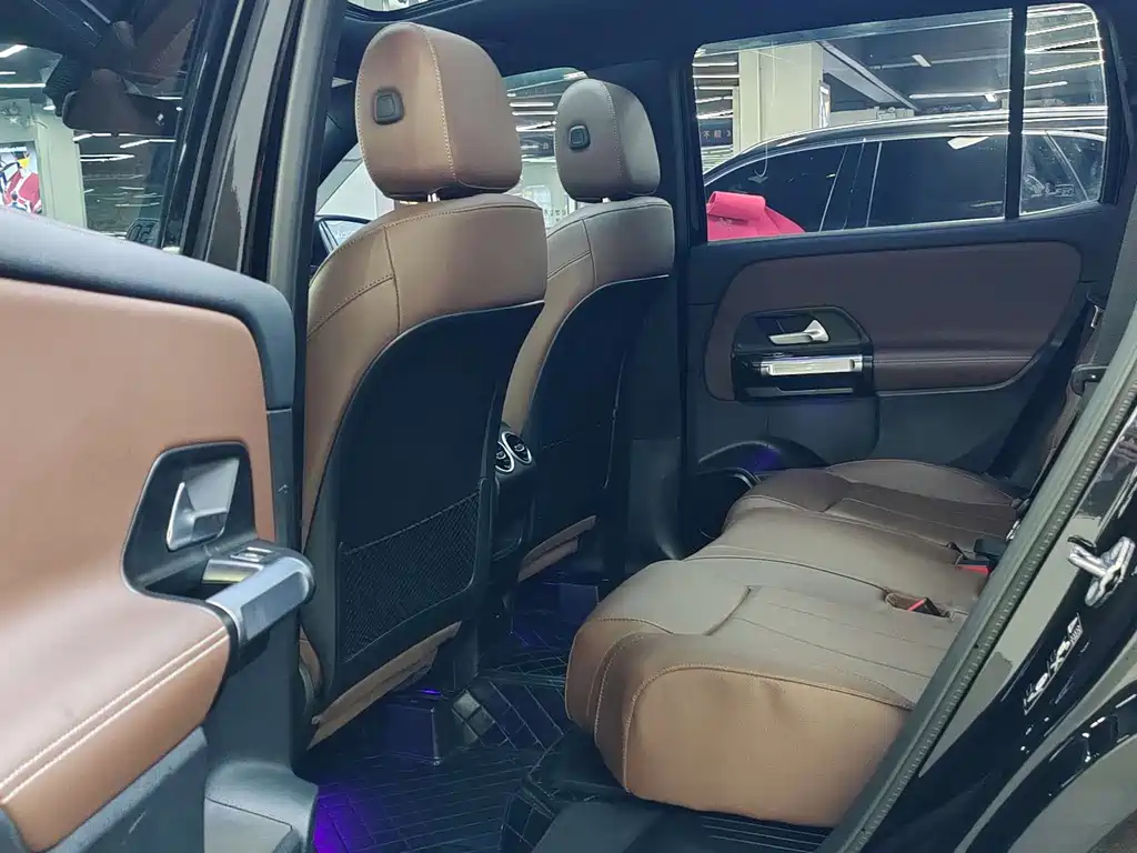 Mercedes-Benz GLB — миниатюра 9