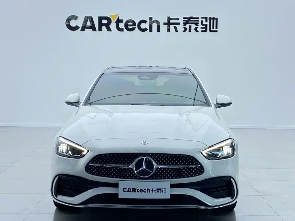 Mercedes-Benz C-Class — миниатюра 2