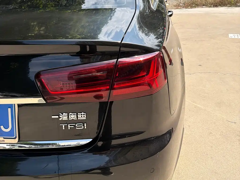 Audi A6L — миниатюра 6