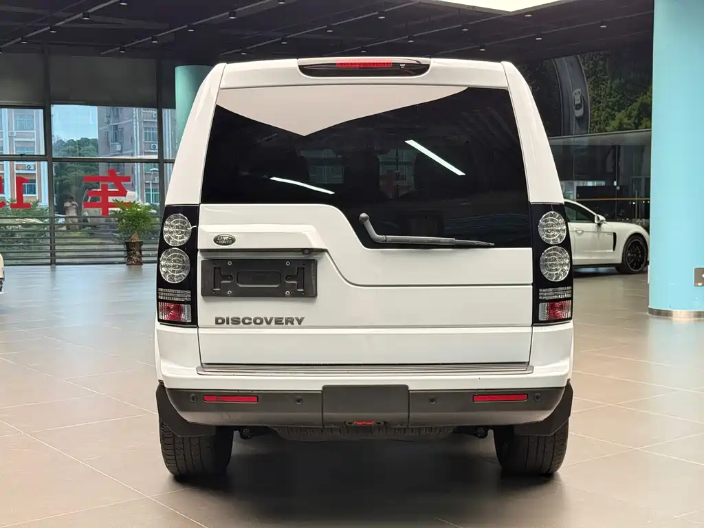 Land Rover Discovery — миниатюра 5