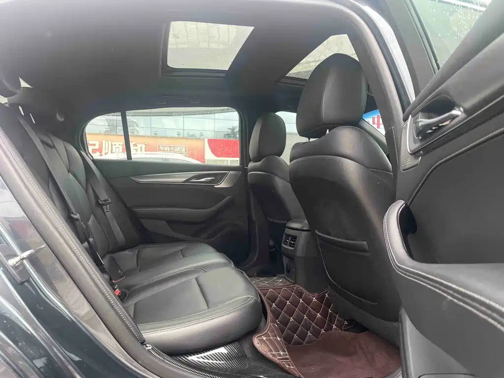 Cadillac CT5 — миниатюра 11