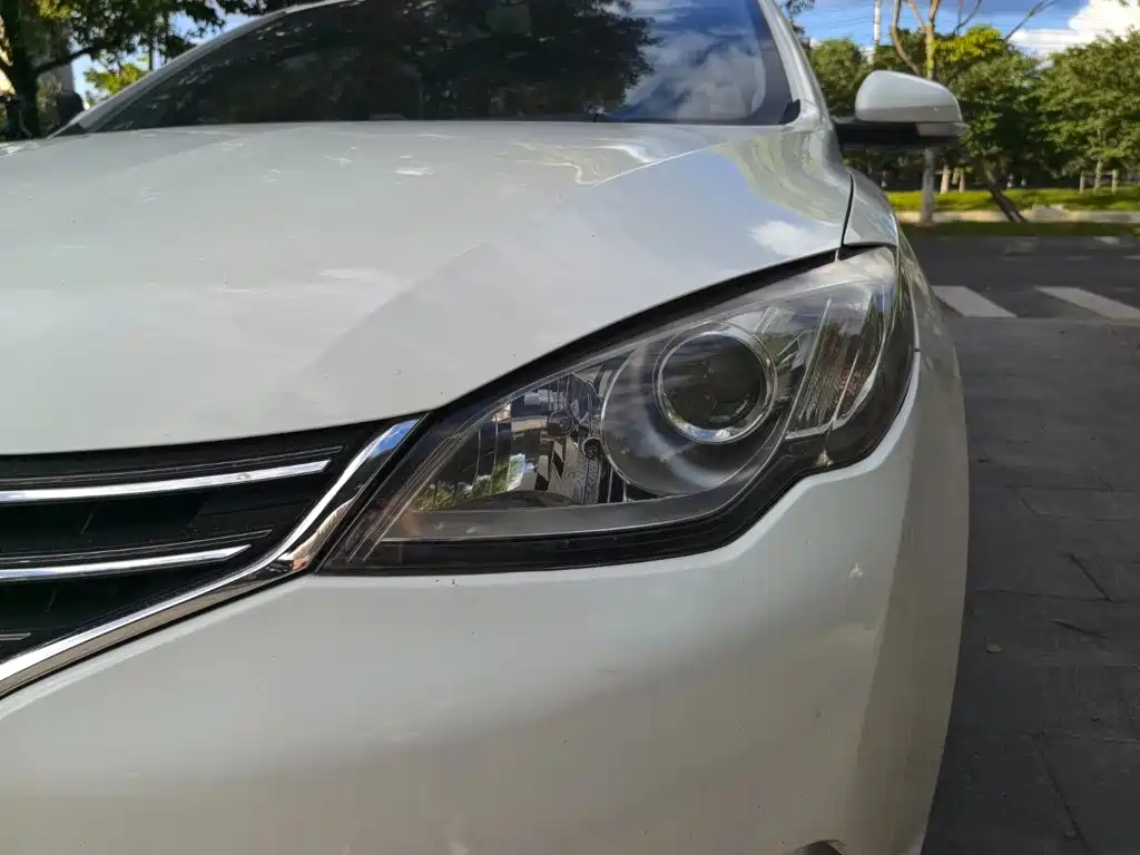 Roewe 360 — миниатюра 11