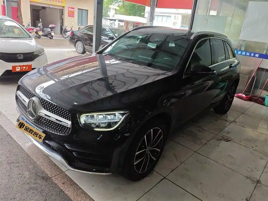 Mercedes-Benz GLC 2021
