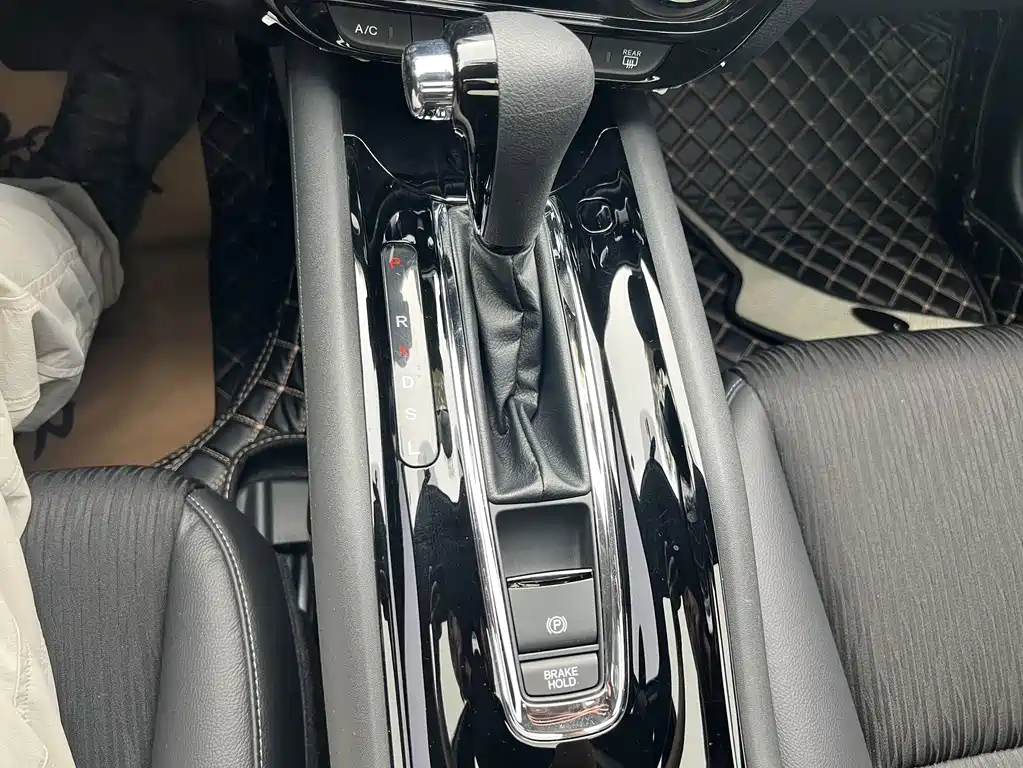 Honda Vezel — миниатюра 6