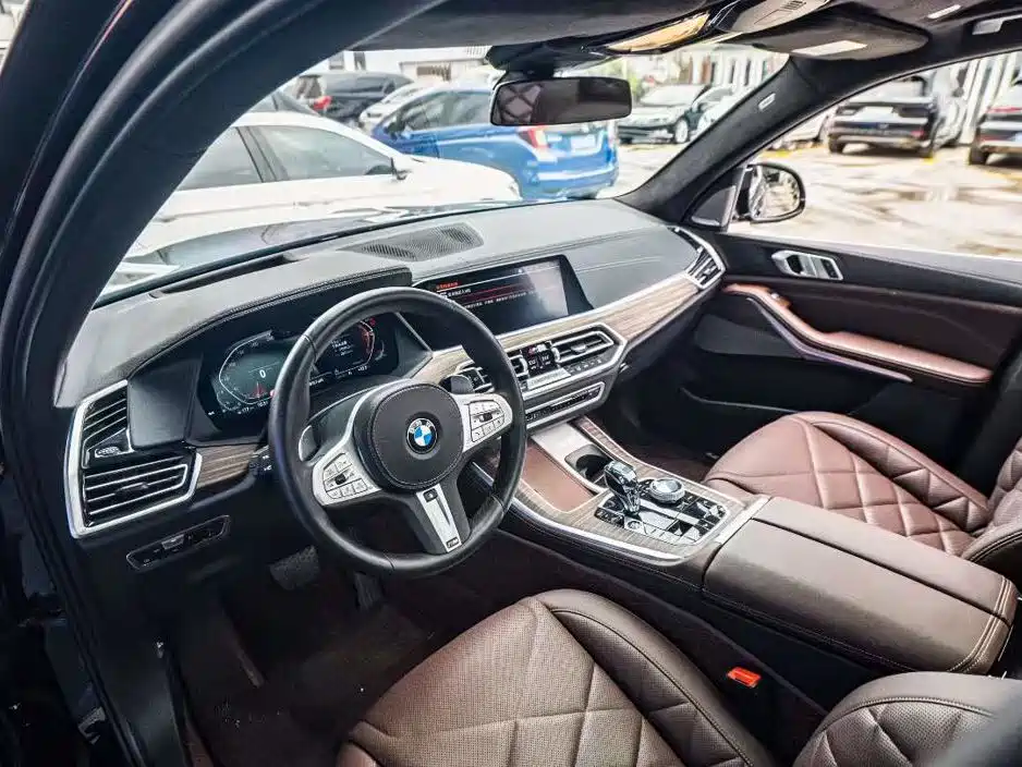 BMW X5 2022 xDrive 40Li Premium M Sport