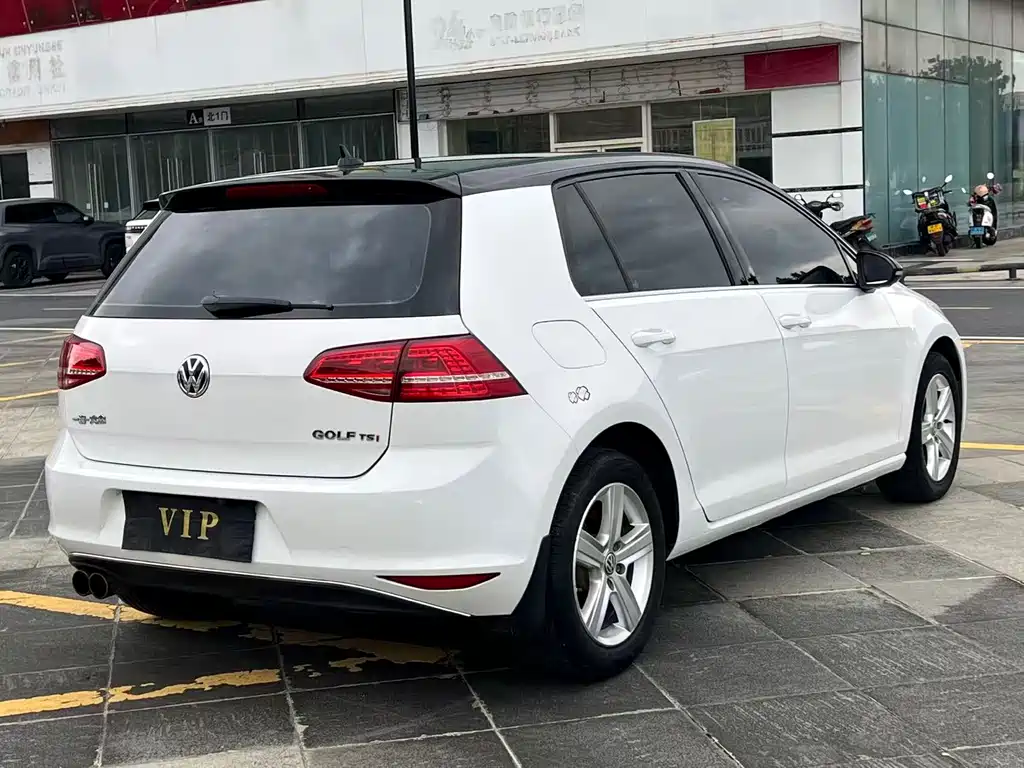 Volkswagen Golf — миниатюра 9