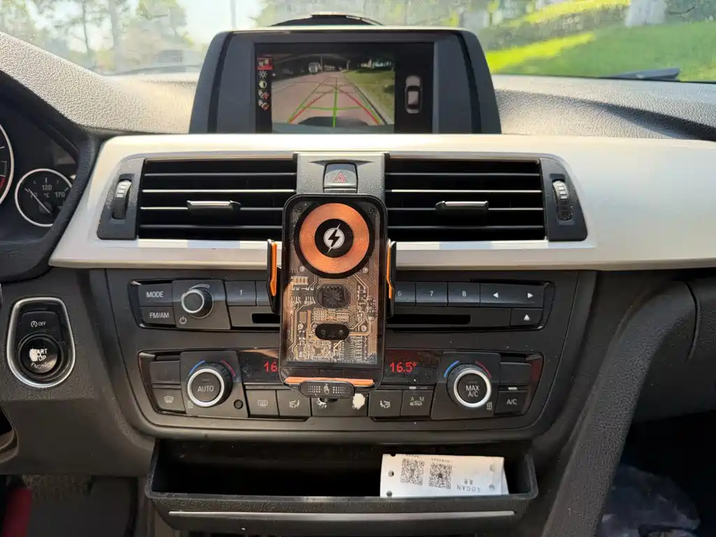 BMW 3 Series — миниатюра 10