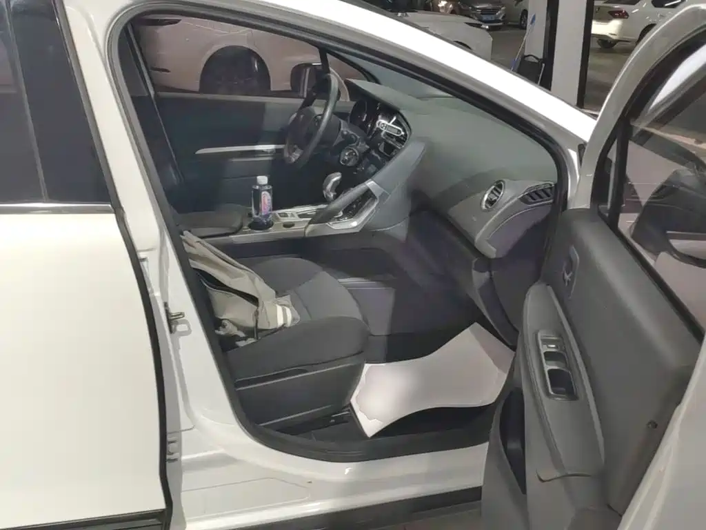 Peugeot 3008 — миниатюра 25