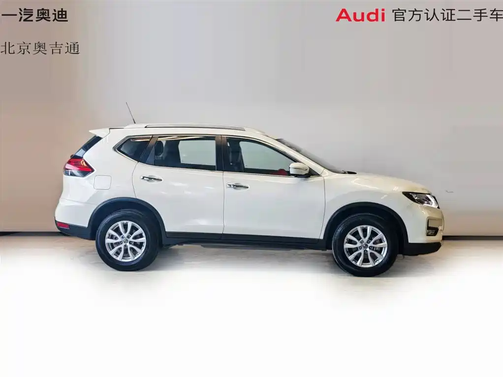 Nissan X-Trail — миниатюра 4