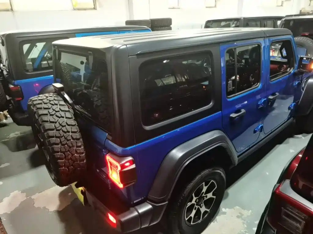 Jeep Wrangler — миниатюра 7