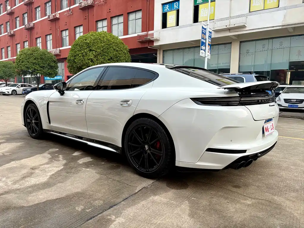 Porsche Panamera — миниатюра 19