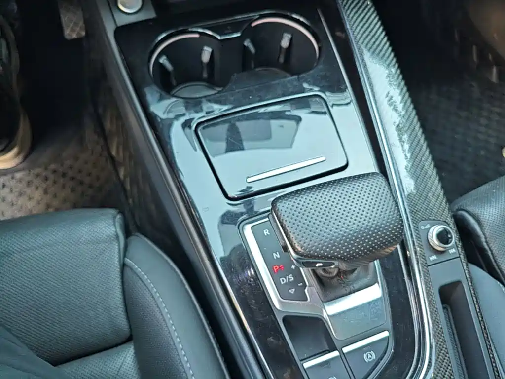 Audi A4L — миниатюра 14