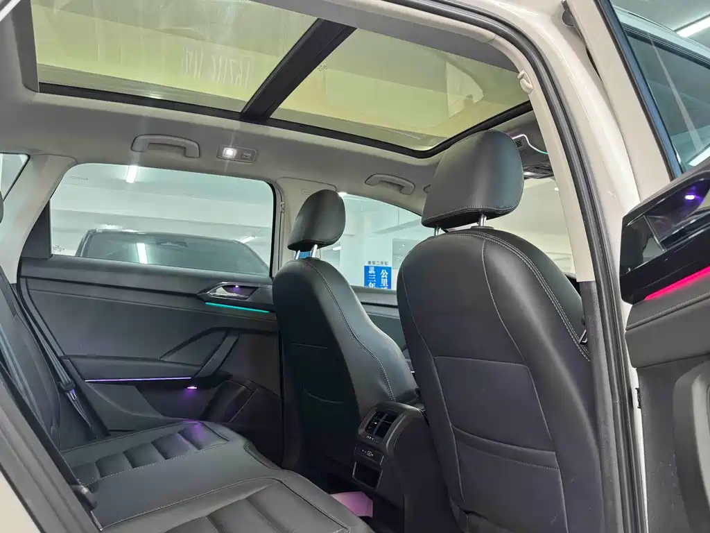 Volkswagen Tharu — миниатюра 7