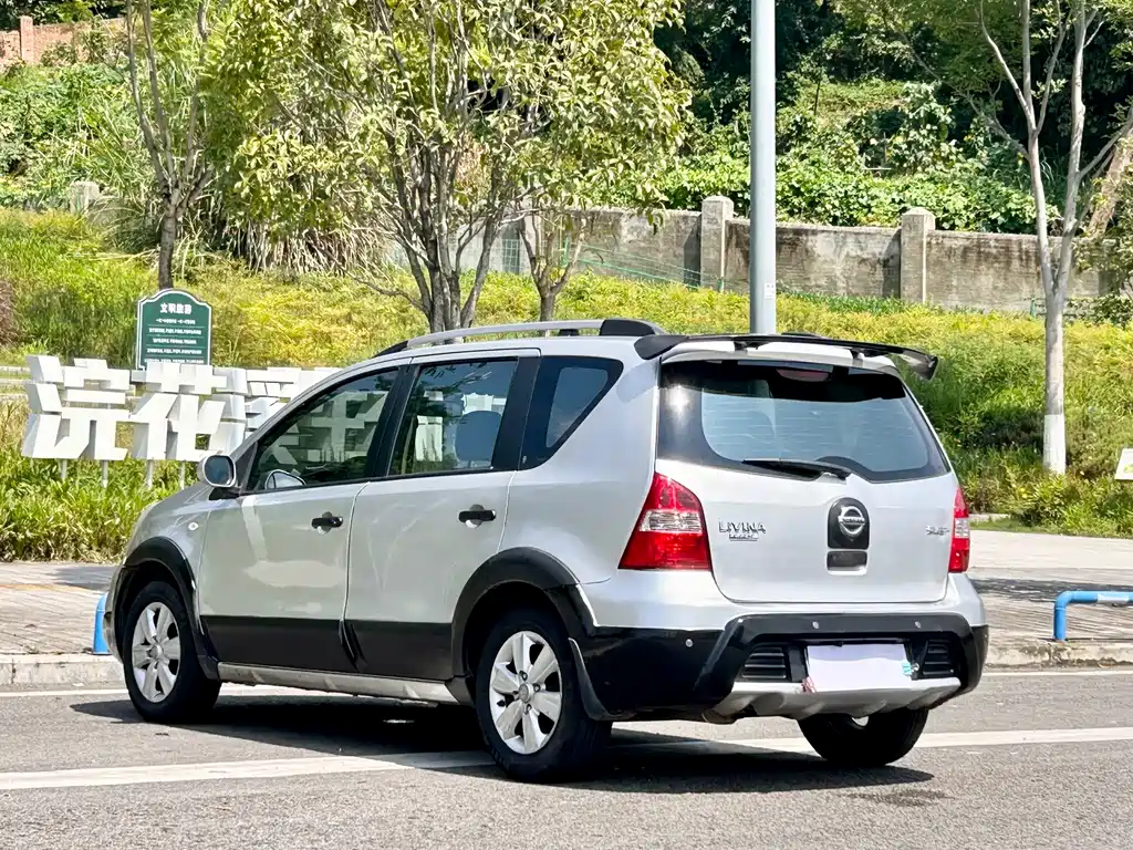 Nissan Livina — миниатюра 11