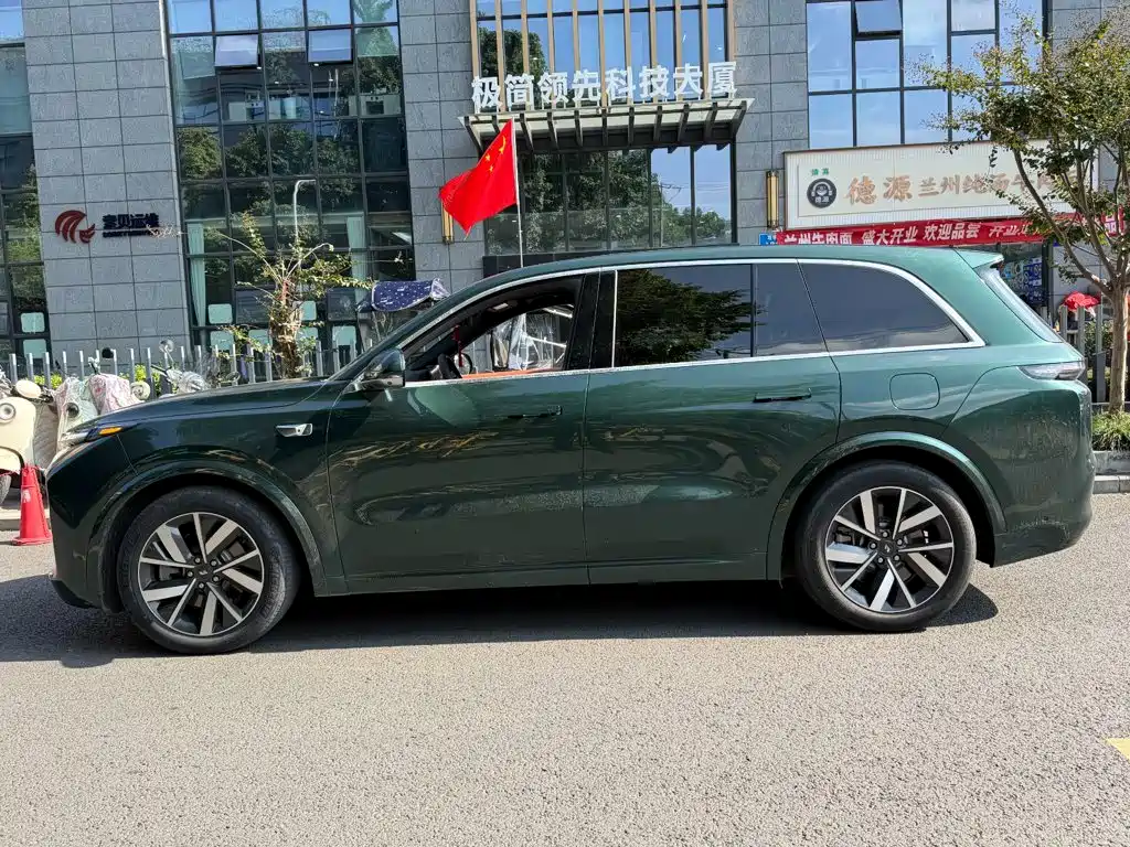 Li Auto Li L8 — миниатюра 3