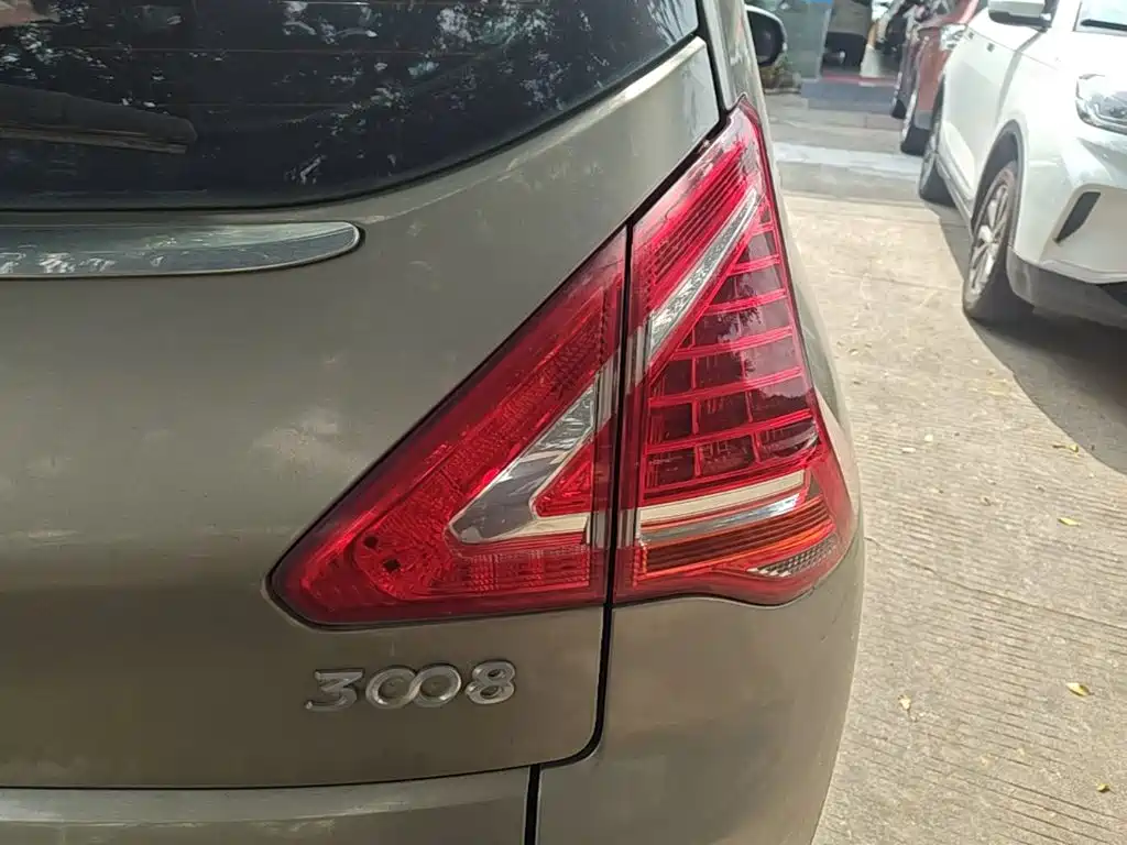 Peugeot 3008 — миниатюра 8