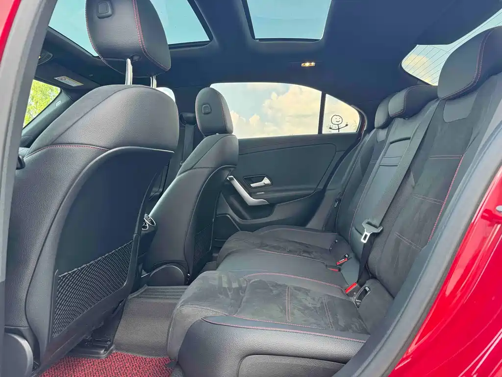 Mercedes-Benz A-Class — миниатюра 5