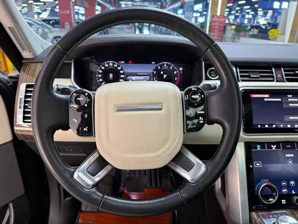 Land Rover Range Rover — миниатюра 11