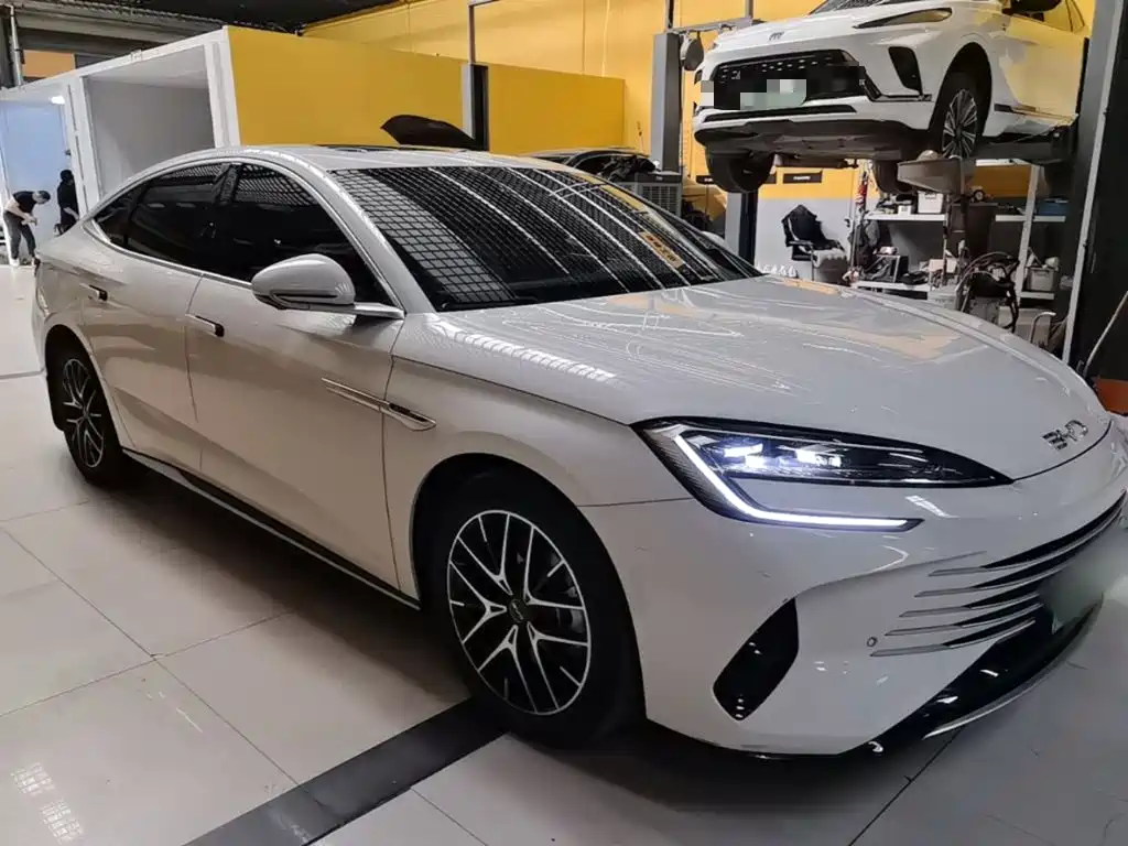 BYD Seal — миниатюра 4