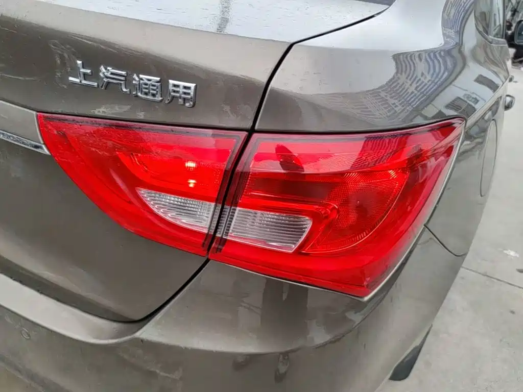 Buick Excelle — миниатюра 8
