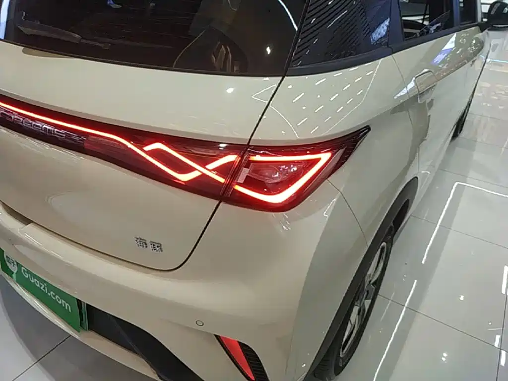 BYD Dolphin — миниатюра 8