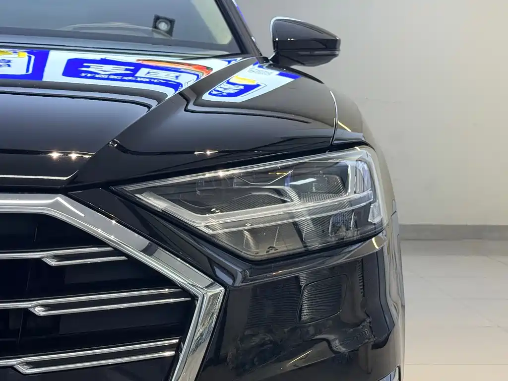 Audi A8 — миниатюра 4