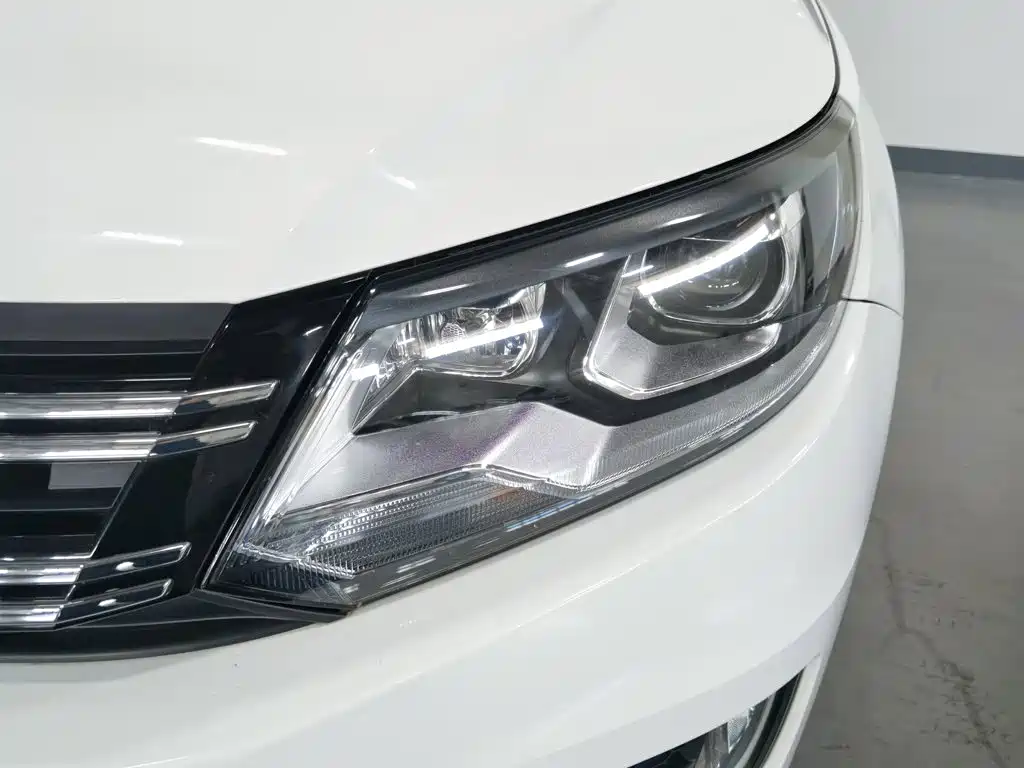 Volkswagen Tiguan — миниатюра 7