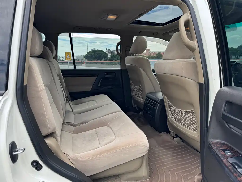 Toyota Land Cruiser — миниатюра 15