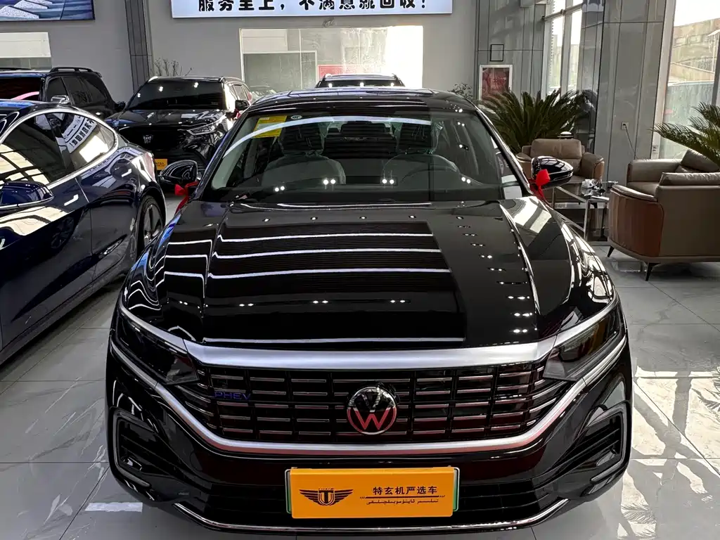 Volkswagen Passat 2025 430PHEV