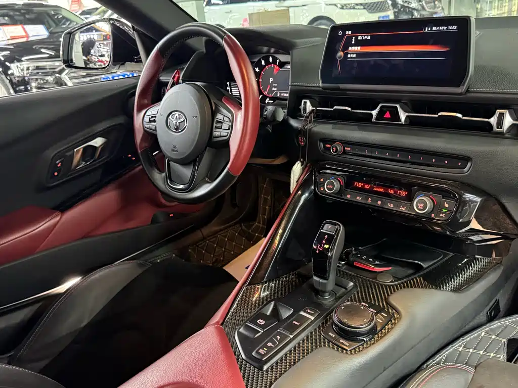Toyota Supra — миниатюра 14