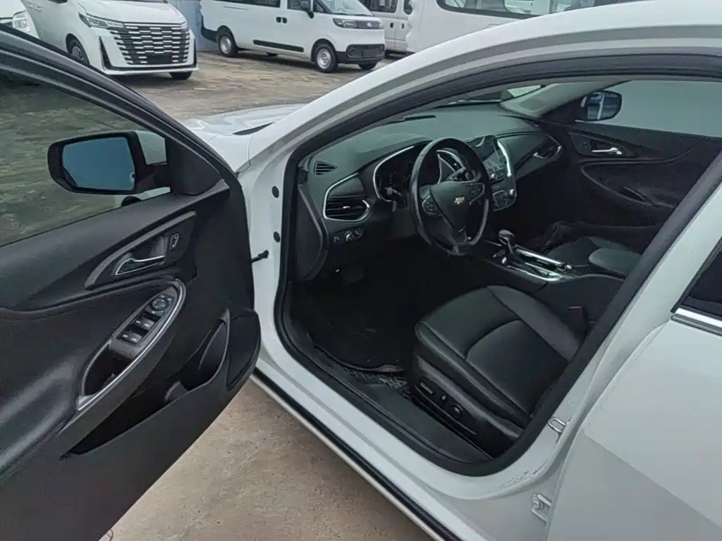 Chevrolet Malibu XL — миниатюра 16
