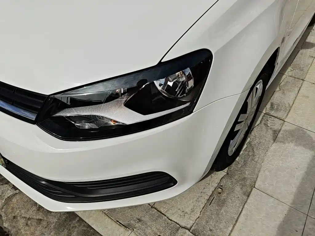 Volkswagen Polo — миниатюра 24
