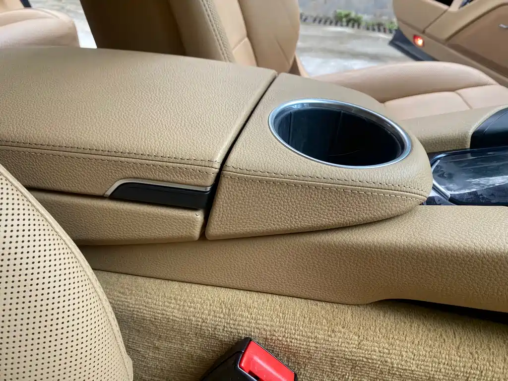 Porsche Panamera — миниатюра 16