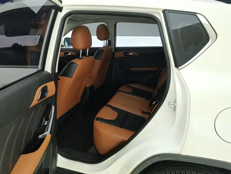 BAIC Senova X35 — миниатюра 11