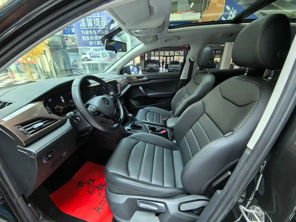 Volkswagen Tharu — миниатюра 7