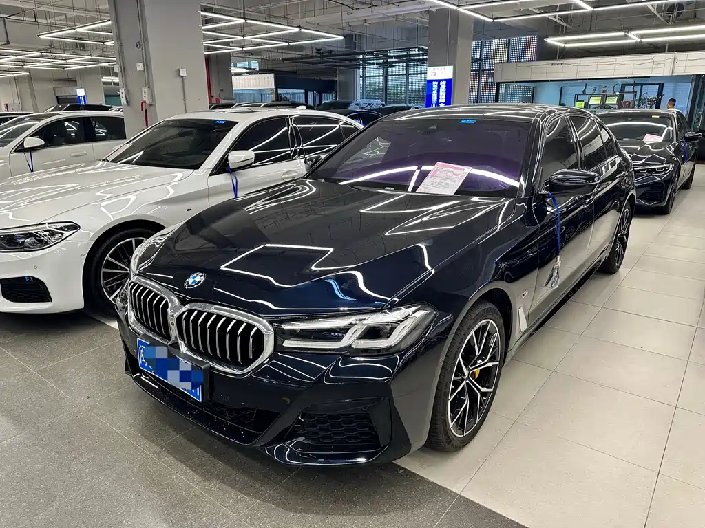 BMW 5 Series 2023