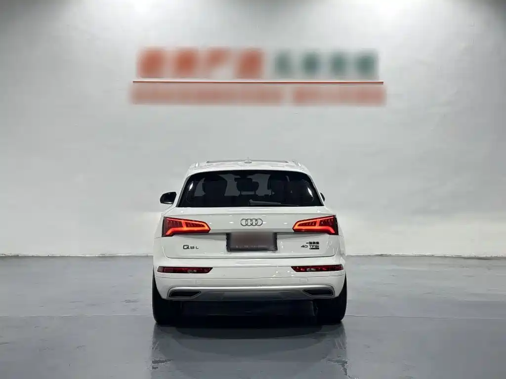 Audi Q5L — миниатюра 12