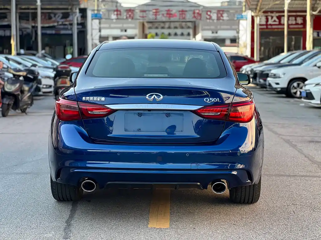 Infiniti Q50L 2021 2.0T