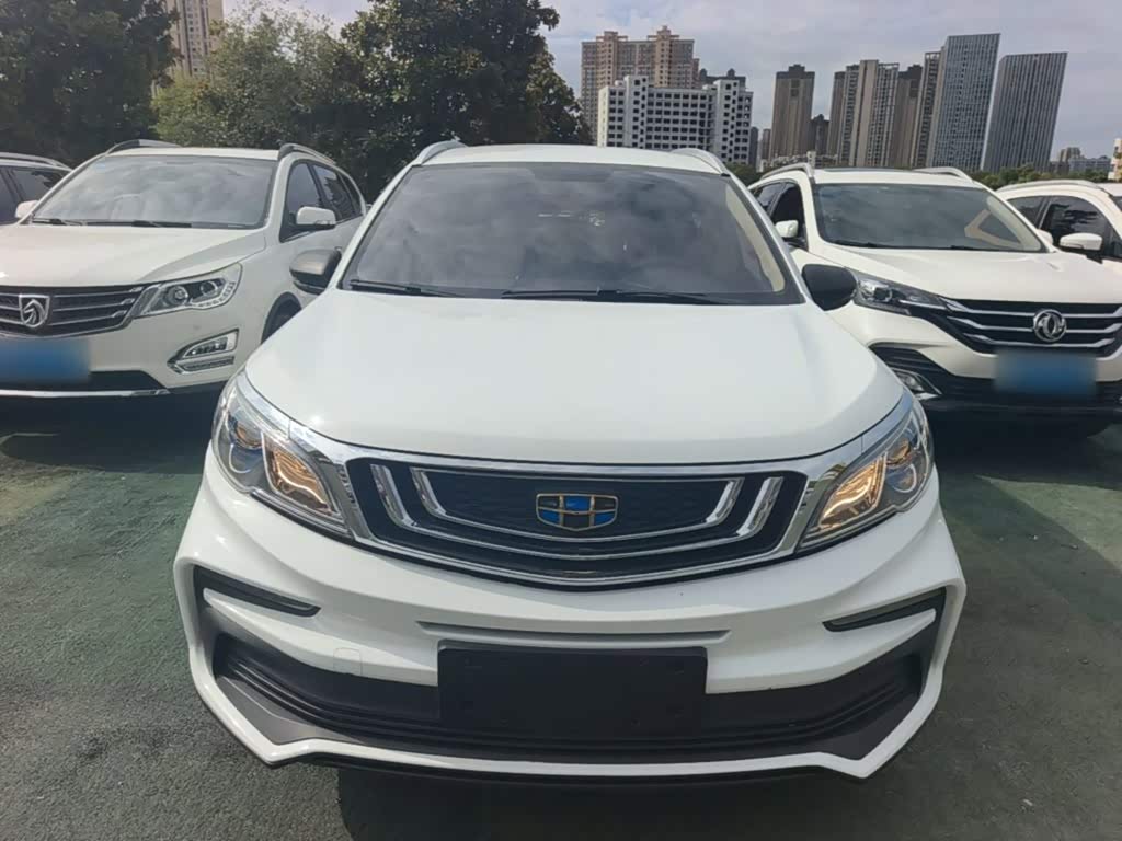 Geely Vision X3 1.5 л 2021 г. Белый, пробег 24200 км