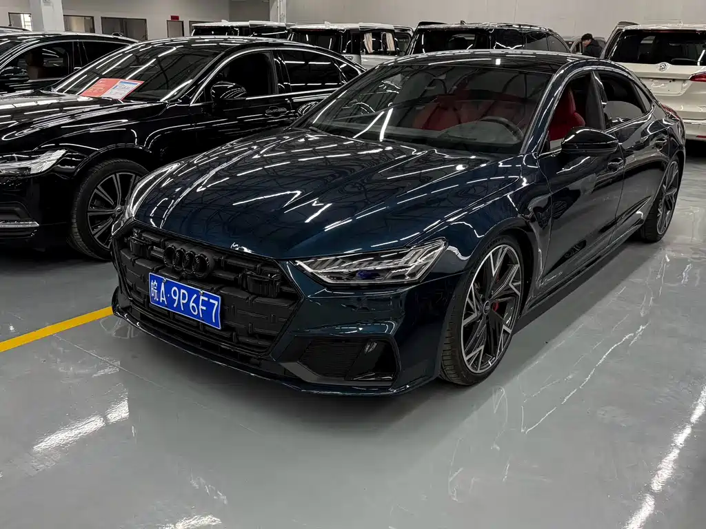 Audi A7L 2022