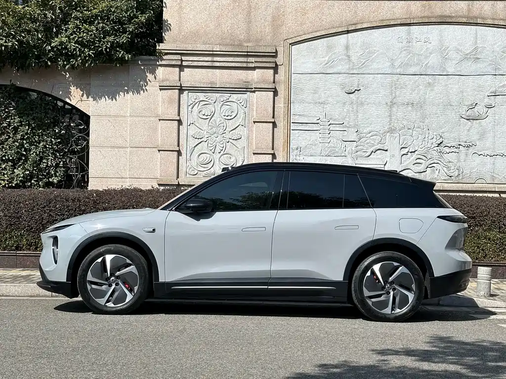 NIO NIO ES6