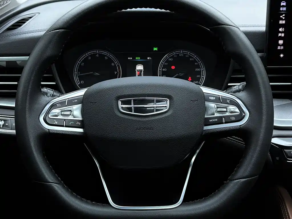 Geely Vision X6 — миниатюра 12