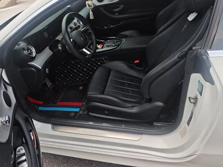 Mercedes-Benz E-Class (Import) — миниатюра 9