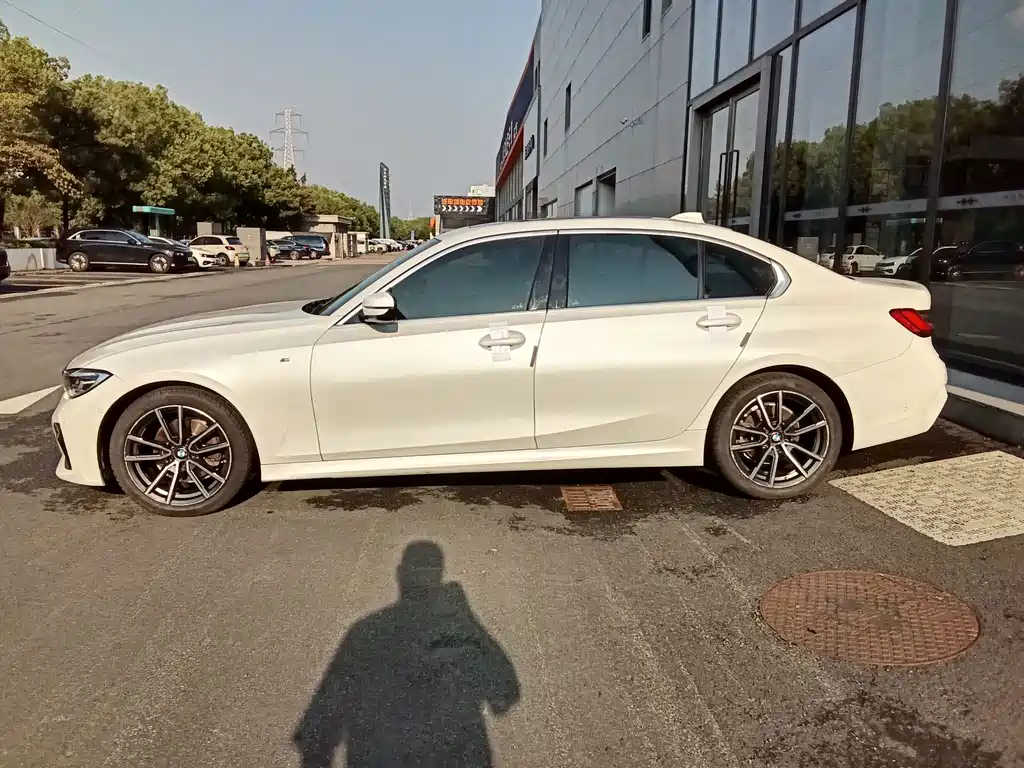 BMW 3 Series — миниатюра 3